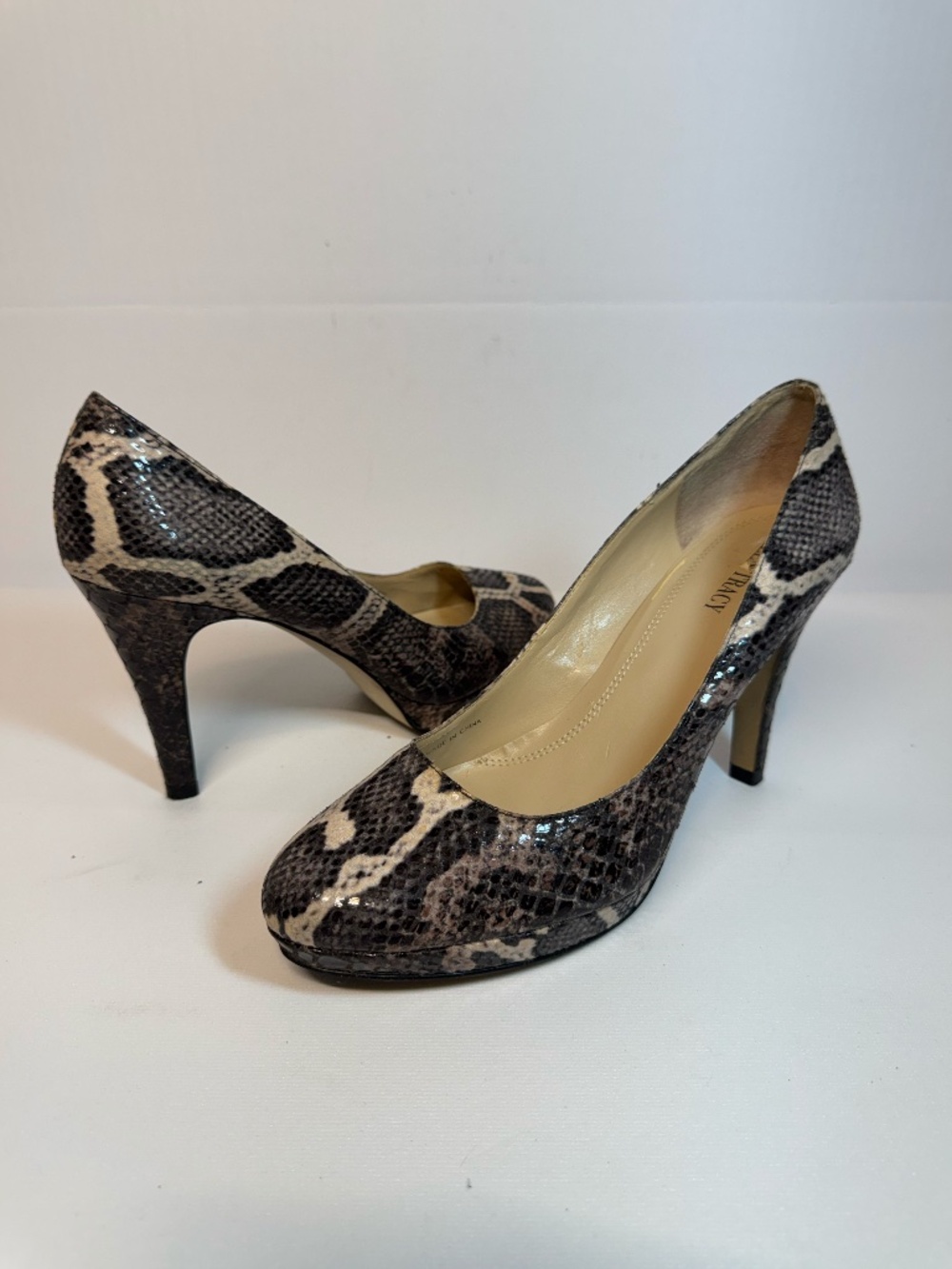 Ellen Tracy Patton Snake Print Platform Pumps Heels Size 8M